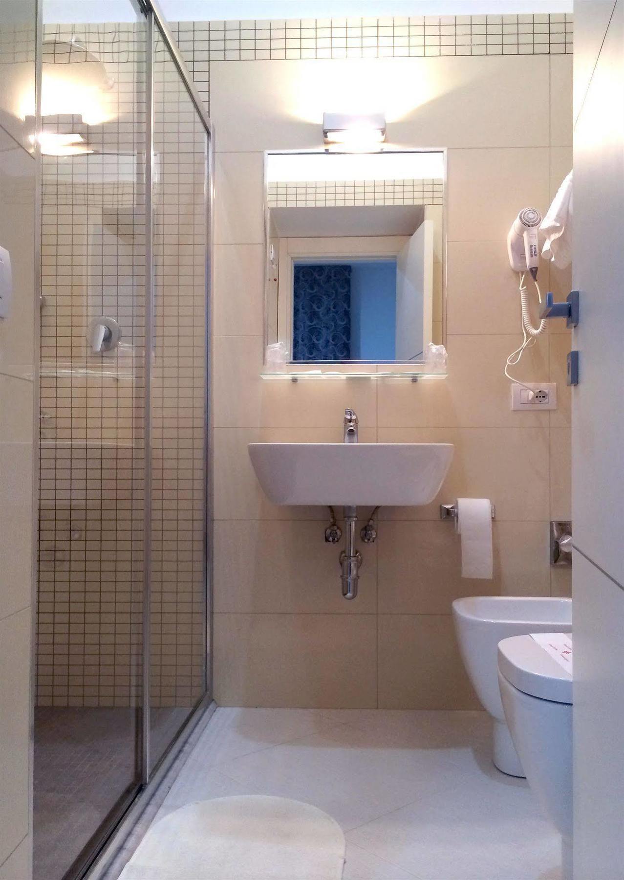 Hotel Regina Caserta Esterno foto