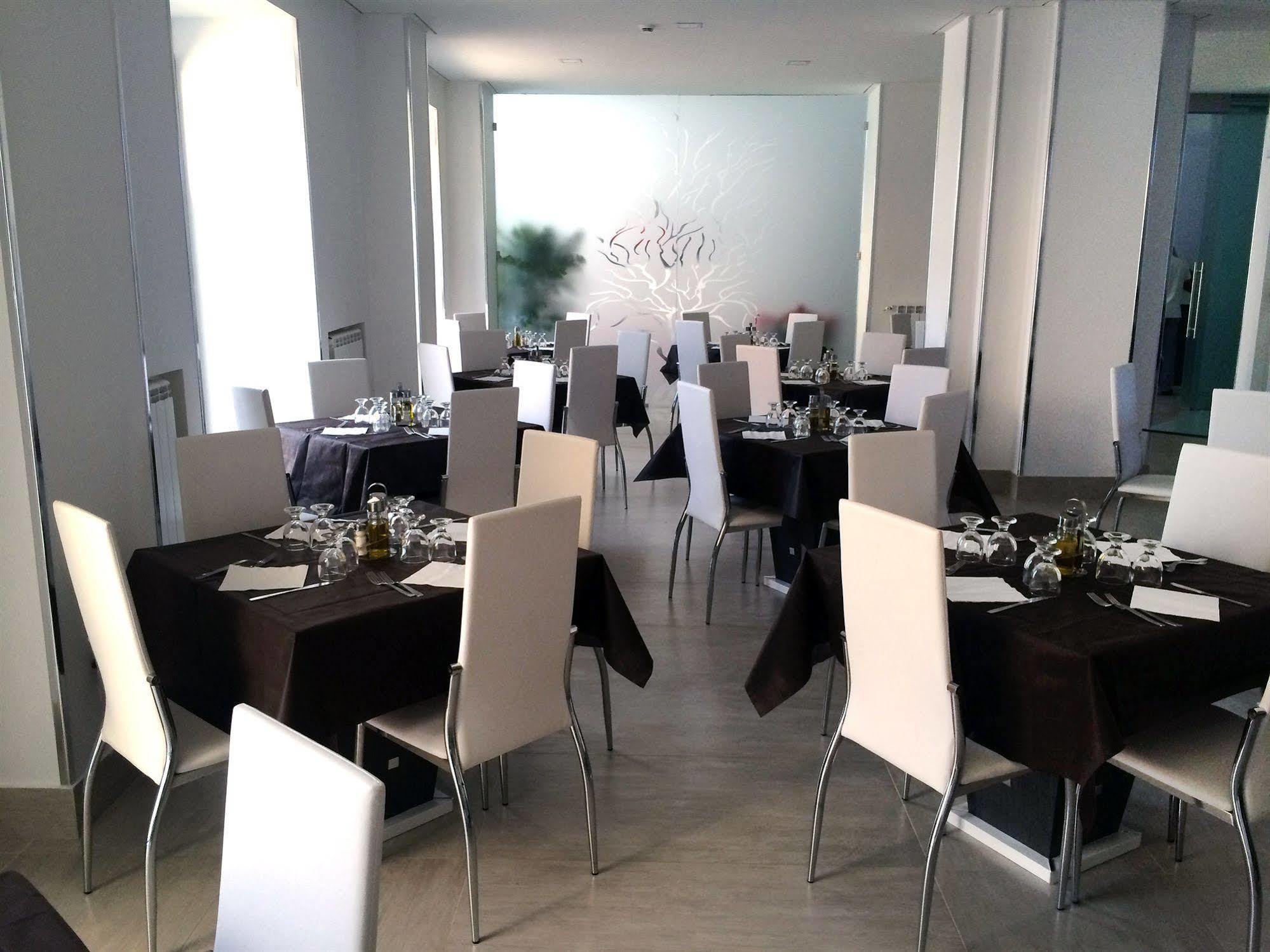 Hotel Regina Caserta Esterno foto