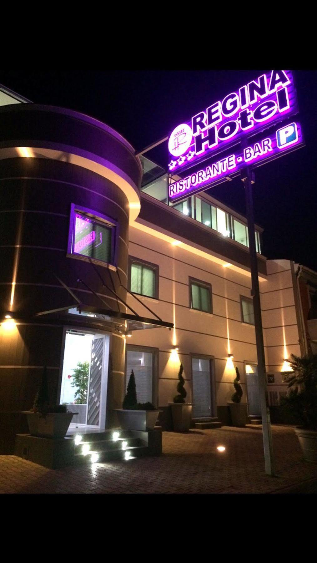 Hotel Regina Caserta Esterno foto
