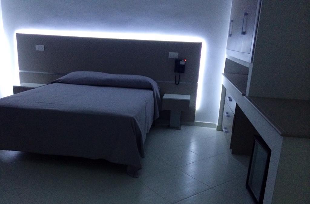 Hotel Regina Caserta Esterno foto